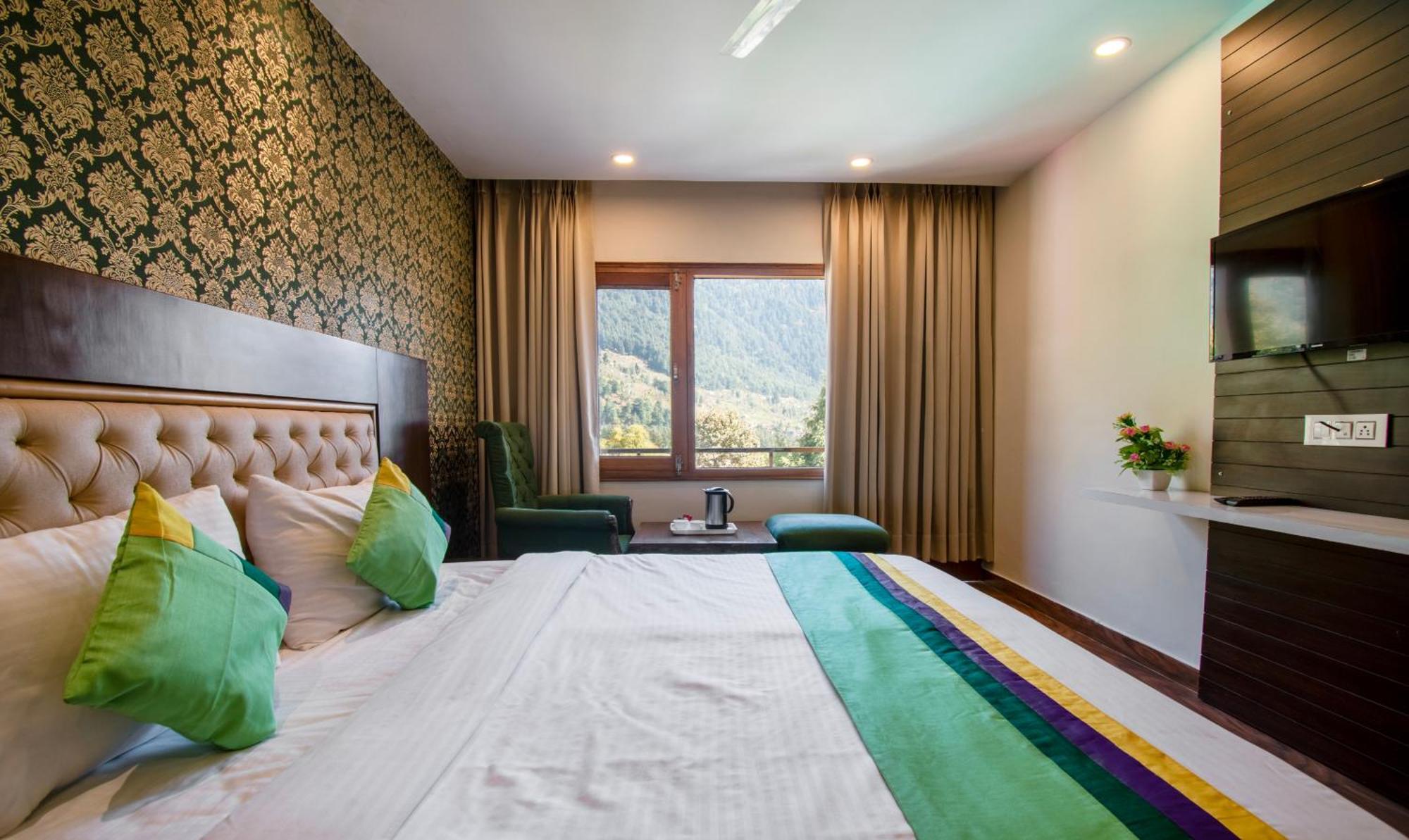 Отель Ambika Residency, Near Hidimba Devi Temple Манали Экстерьер фото